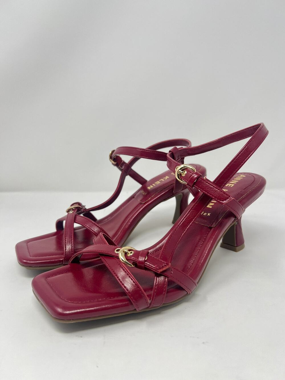 Anne Klein Women's 8M Jaydyn Red Square Toe Heels